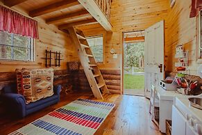 Twin Creeks Ranch Luxury Aspen Group Retreat 25-acres Guest House