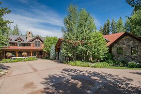 Twin Creeks Ranch Luxury Aspen Group Retreat 25-acres Guest House