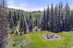 Twin Creeks Ranch Luxury Aspen Group Retreat 25-acres Guest House