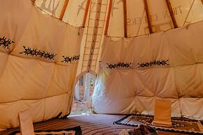 Twin Creeks Ranch Luxury Aspen Group Retreat 25-acres Guest House