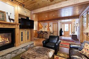 Twin Creeks Ranch Luxury Aspen Group Retreat 25-acres Guest House