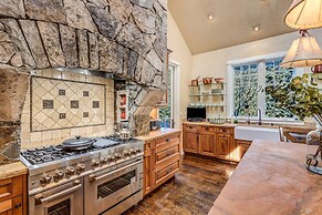 Twin Creeks Ranch Luxury Aspen Group Retreat 25-acres Guest House