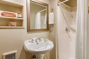 Riverfront Bend by Avantstay Private Dock Kayaks Large Yard w Views Ho