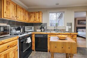 Riverfront Bend by Avantstay Private Dock Kayaks Large Yard w Views Ho