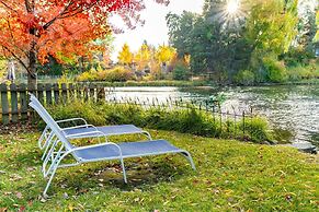 Riverfront Bend by Avantstay Private Dock Kayaks Large Yard w Views Ho