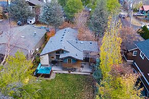 Riverfront Bend by Avantstay Private Dock Kayaks Large Yard w Views Ho