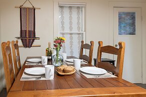 Riverfront Bend by Avantstay Private Dock Kayaks Large Yard w Views Ho