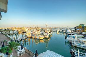 Blue Marlin at Trout Street Balcony w Marina Views Walk to Port A Nigh