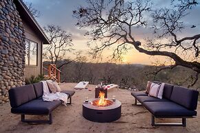 Gable by Avantstay Beautiful 3 5 Acre Oasis w Gorgeous Views Pool Hot 