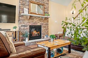 Stephen Way by Avantstay Hot Tub Game Room Albrightsville