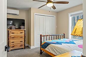 Stephen Way by Avantstay Hot Tub Game Room Albrightsville