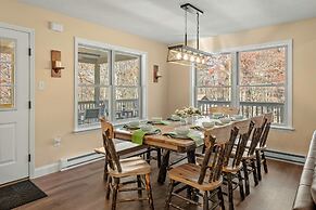 Stephen Way by Avantstay Hot Tub Game Room Albrightsville