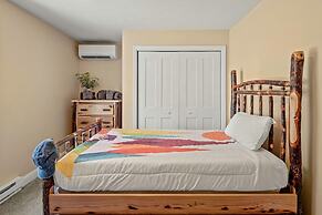 Stephen Way by Avantstay Hot Tub Game Room Albrightsville