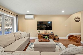 Stephen Way by Avantstay Hot Tub Game Room Albrightsville