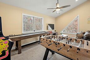 Stephen Way by Avantstay Hot Tub Game Room Albrightsville