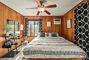 Mountain Magic by Avantstay Firepit Game Room - Pool Table Foosball