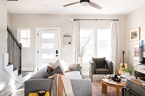 Stapleton Mcgraw by Avantstay 2 Units Sleeps 16 Spacious Home in Nashv