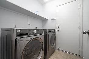 Bella Vista by Avantstay Pool w Waterslide