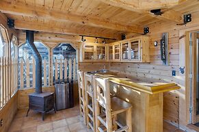 Viewtopia by Avantstay Lakefront Views Hot Tub