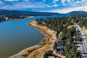 Viewtopia by Avantstay Lakefront Views Hot Tub