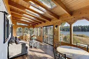 Viewtopia by Avantstay Lakefront Views Hot Tub