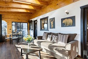 Viewtopia by Avantstay Lakefront Views Hot Tub