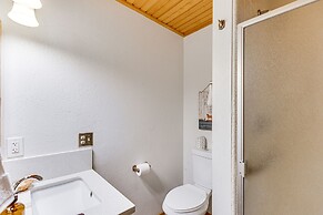 Viewtopia by Avantstay Lakefront Views Hot Tub