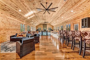 Grand Timber by Avantstay Indoor Pool Sauna Sports Court Game Room Mor