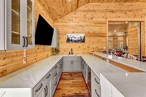 Grand Timber by Avantstay Indoor Pool Sauna Sports Court Game Room Mor