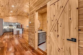 Grand Timber by Avantstay Indoor Pool Sauna Sports Court Game Room Mor