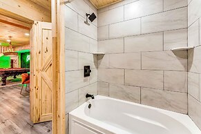 Grand Timber by Avantstay Indoor Pool Sauna Sports Court Game Room Mor