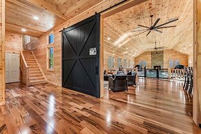 Grand Timber by Avantstay Indoor Pool Sauna Sports Court Game Room Mor