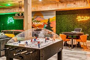 Grand Timber by Avantstay Indoor Pool Sauna Sports Court Game Room Mor