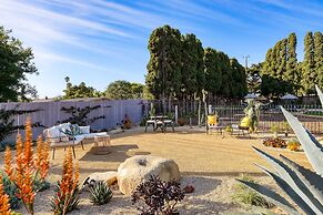 Hummingbird Haven by Avantstay Dog-friendly Near the Beach Huge Yard H