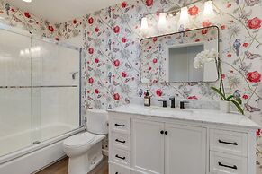 Hummingbird Haven by Avantstay Dog-friendly Near the Beach Huge Yard H