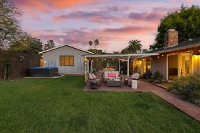 Hummingbird Haven by Avantstay Dog-friendly Near the Beach Huge Yard H