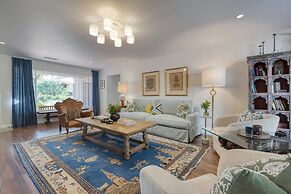 Hummingbird Haven by Avantstay Dog-friendly Near the Beach Huge Yard H