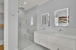 7 Beachwood East by Avantstay Steps to the Beach Ocean Views Hot Tub 7