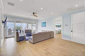 7 Beachwood East by Avantstay Steps to the Beach Ocean Views Hot Tub 7