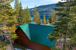 Denton by Avantstay Hot Tub Enclosed Deck w Fire Pit Near Skiing Lake