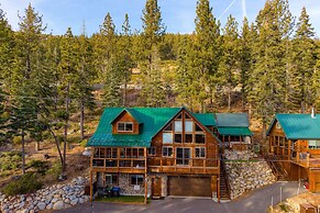 Denton by Avantstay Hot Tub Enclosed Deck w Fire Pit Near Skiing Lake