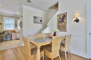 Tropical Dreaming by Avantstay 4 Blks to Beach Private Pool