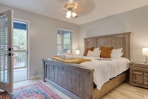 Gatlinburg Getaway by Avantstay 9bdr Sleeps 22 Hot tub Movie Theater