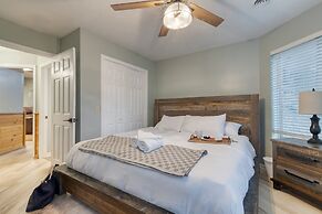 Gatlinburg Getaway by Avantstay 9bdr Sleeps 22 Hot tub Movie Theater