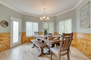 Gatlinburg Getaway by Avantstay 9bdr Sleeps 22 Hot tub Movie Theater