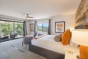 Kenwood Vista by Avantstay 7acres w Pool Fire Pit Vineyard Views