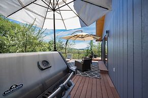 Kenwood Vista by Avantstay 7acres w Pool Fire Pit Vineyard Views