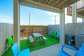 The Beautiful Place by Avantstay Mins to Beach Family-friendly Pool