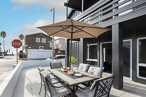 Sandy by Avantstay Oceanview Steps to Beach Patio w Fire Pit Dining Ar