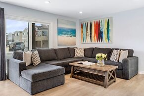 Sandy by Avantstay Oceanview Steps to Beach Patio w Fire Pit Dining Ar